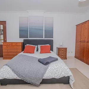 room-with-private-bathroom-a2q4-penha-faro.hotelaalgarve.com/